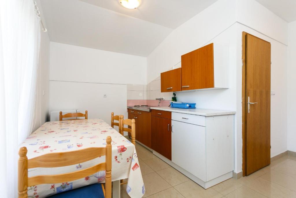 Apartments Posavec Pinezići Habitación foto